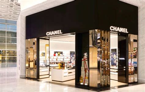 buying chanel in paris airport|CHANEL AEROPORT CHARLES DE GAULLE T2E Porte L.